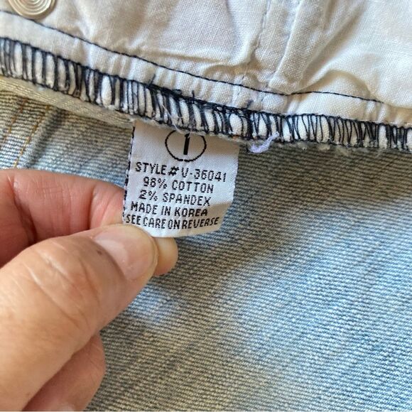 FOREVER 21 Distressed Frayed Mini Denim Skirt Womens Waist 29 inch Medium - Picture 13 of 15